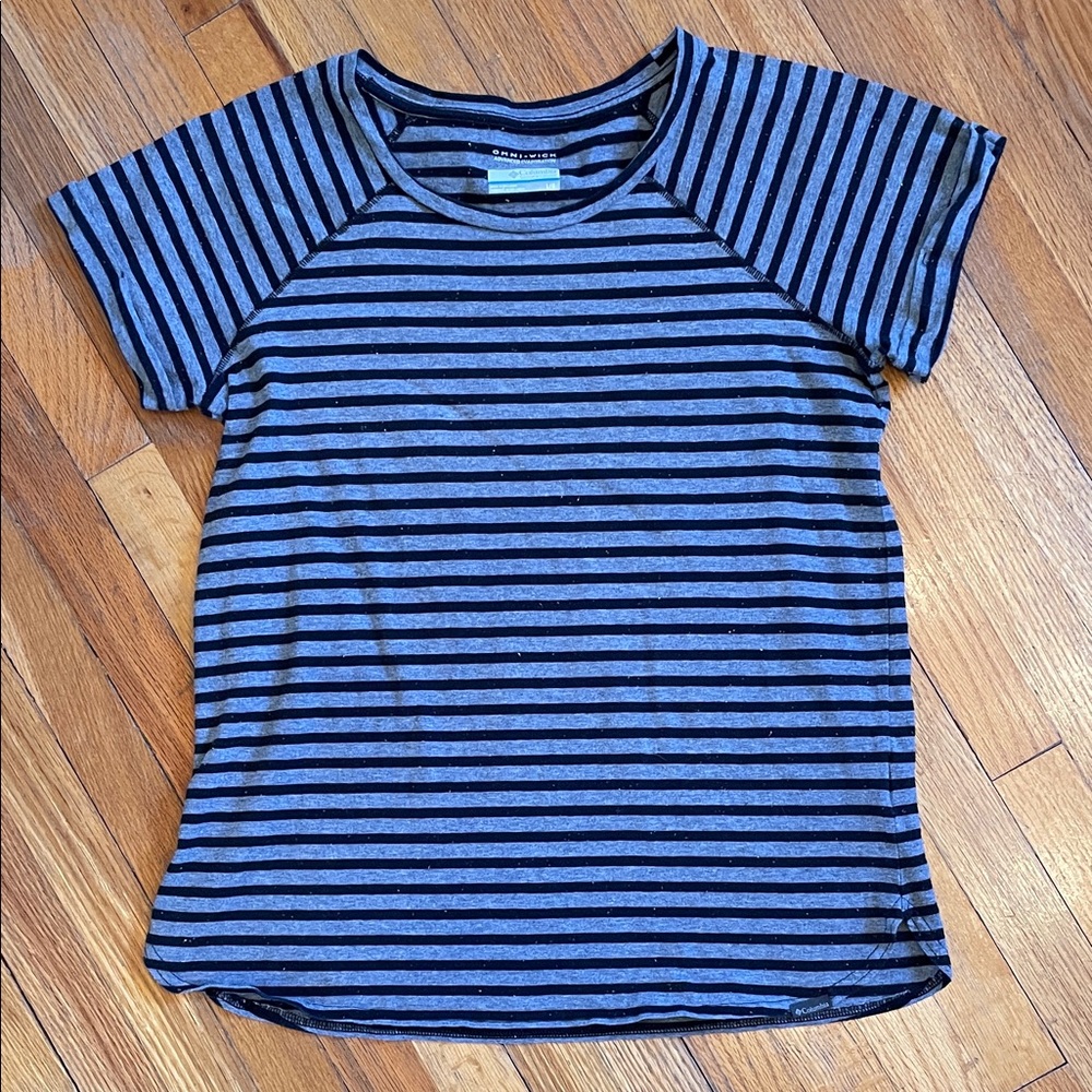 COLUMBIA OMNI-WICK Women’s Striped Short Sleeve Crewneck Shirt Outdoor Hiking